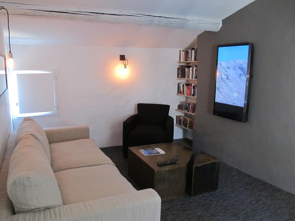 Chambres De L'Artemise & Spa Uzès Esterno foto
