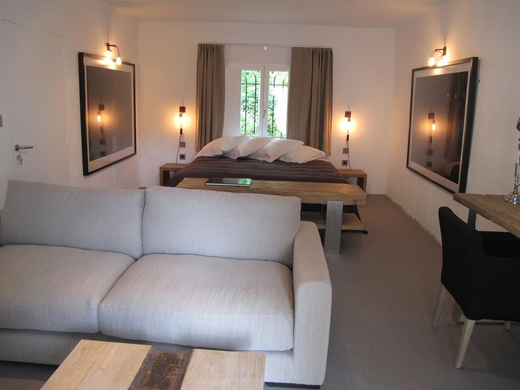 Chambres De L'Artemise & Spa Uzès Esterno foto